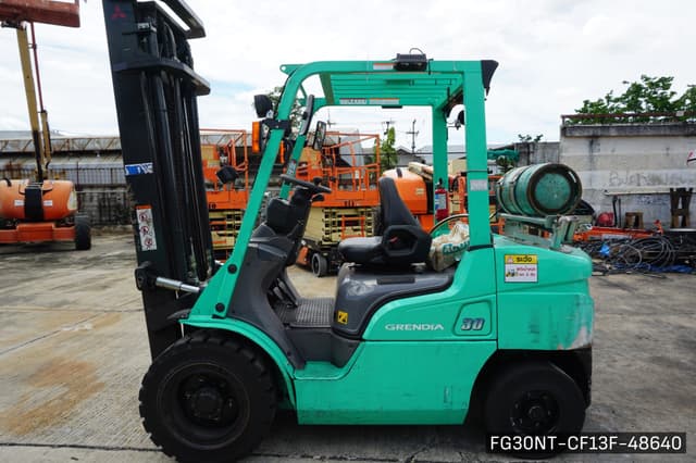 MITSUBISHI FG30NT