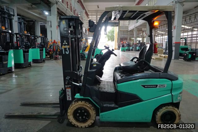 MITSUBISHI FB25CB